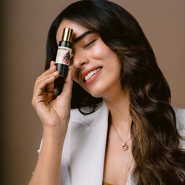 Using Bhisajyam RTU Oil for abdominal massage during menstrual pain