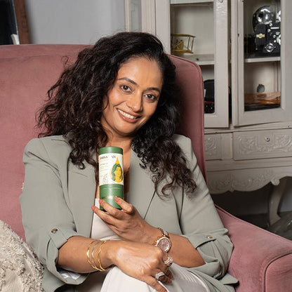 Using Bhisajyam Wrink Oil for facial massage and skin tightening